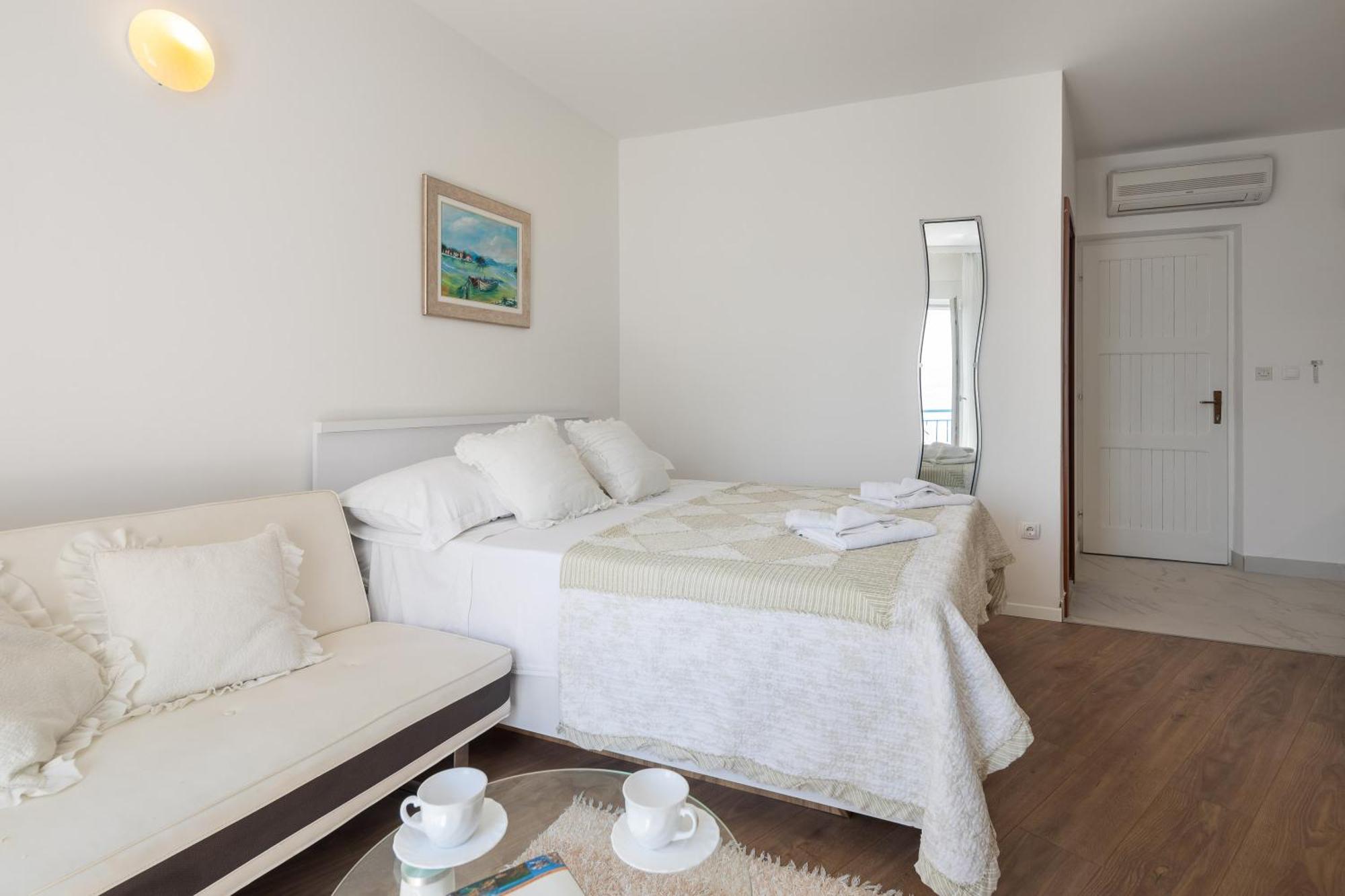 Caleta Seaview Suites II - Pool & Jacuzzi Lokva Rogoznica Extérieur photo