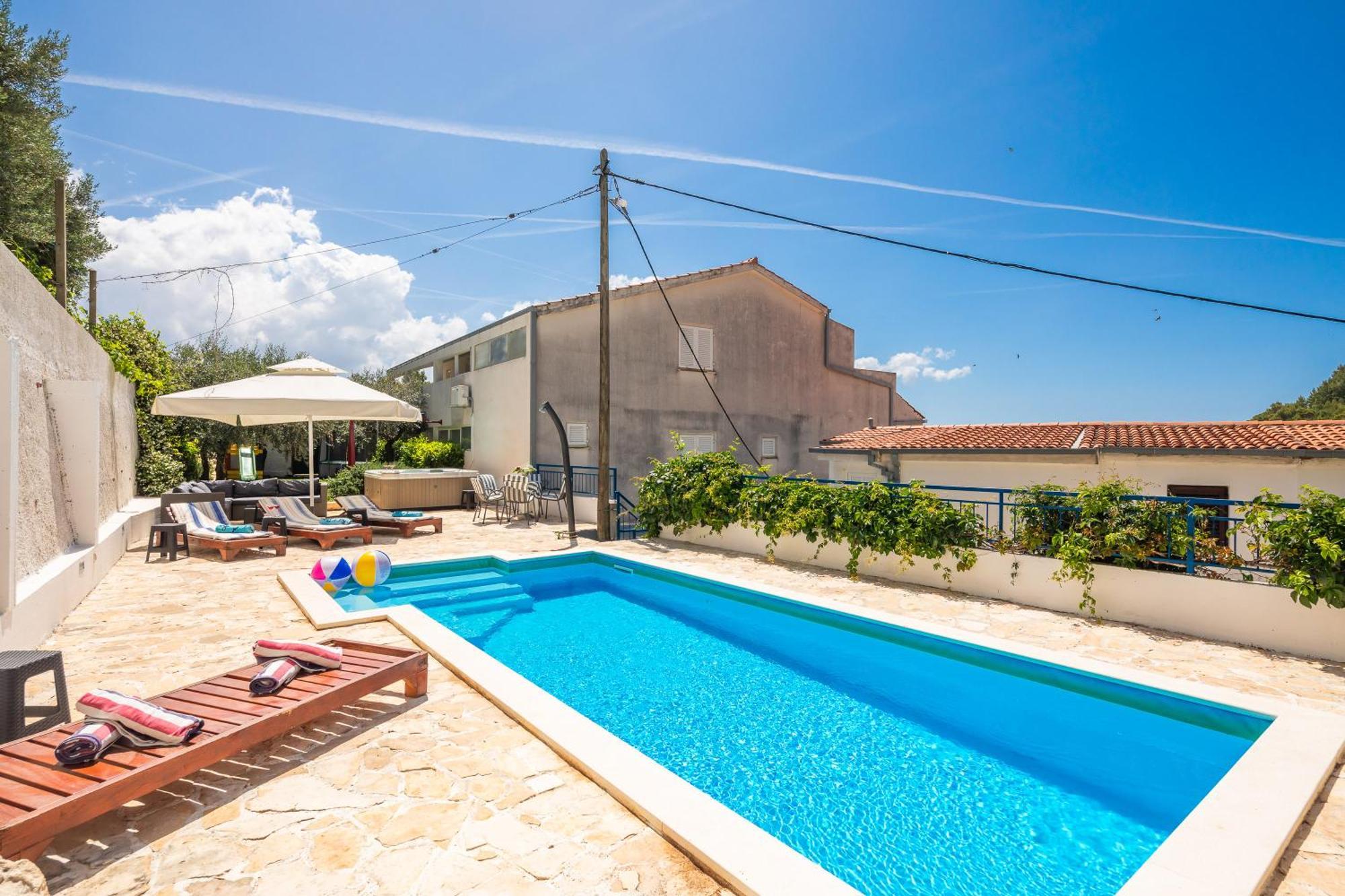 Caleta Seaview Suites II - Pool & Jacuzzi Lokva Rogoznica Extérieur photo